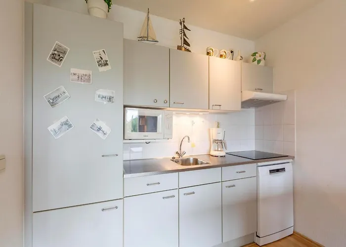 아파트 In Near The Dunes