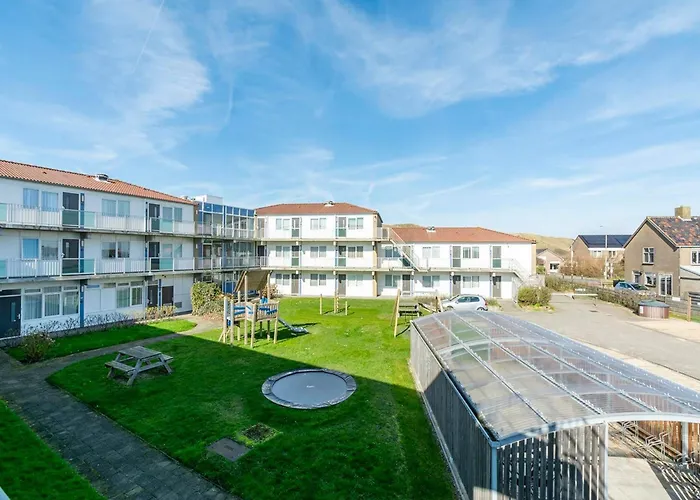 아파트 In Near The Dunes